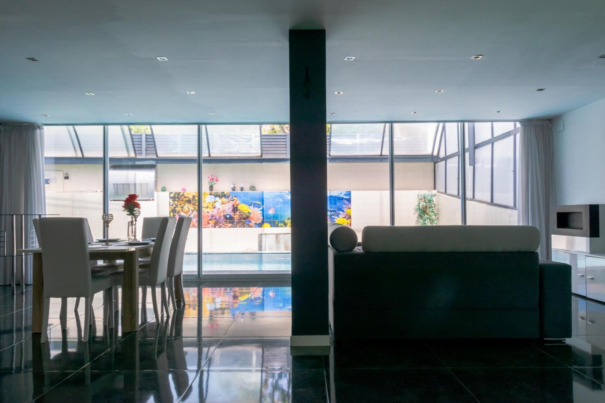 Luxurious Villa Marly II Castelldefels Exterior photo